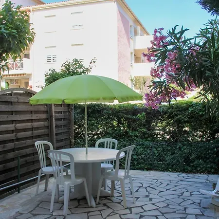 Calme Au Lavandou, 500m Plage, Piscine, Parking, Clim, Terrasse Privative, 4 Couchages - Fr-1-803-7 Le Lavandou